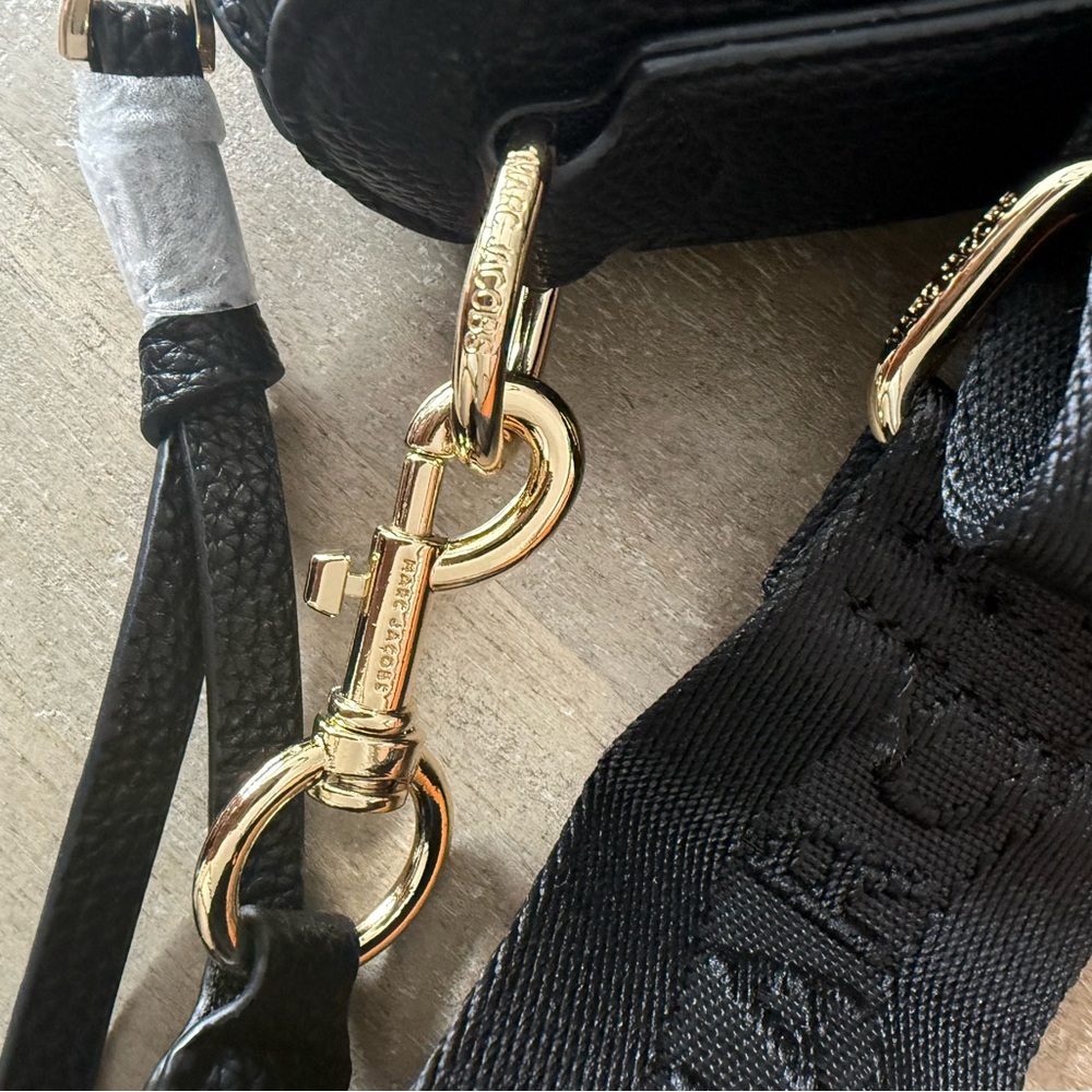 Purse - Picture 4 of 4